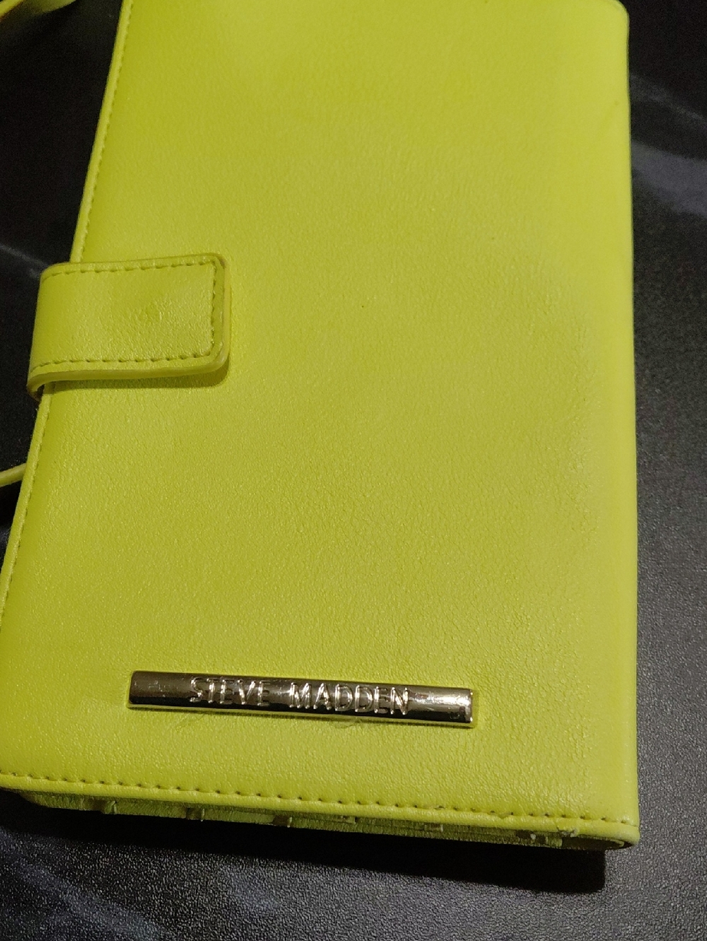 Steve Madden Bright Lime Snap Wallet Wrislet